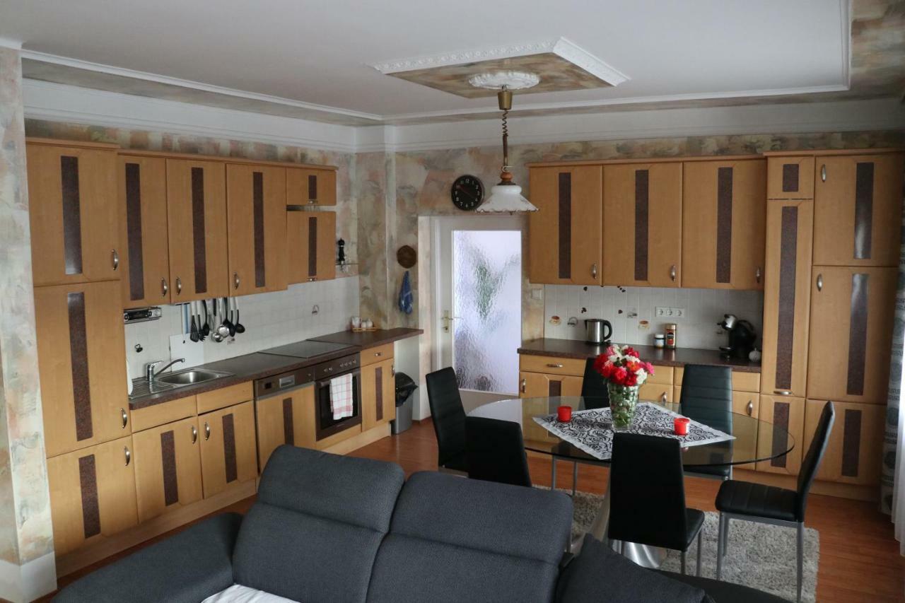 The Lakehouse Villa Neusiedl Am See Wienerstrasse 8 Екстериор снимка